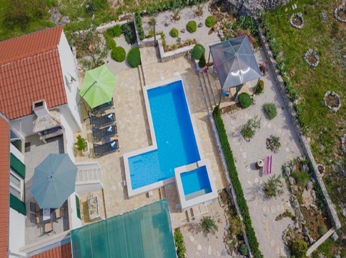 Holiday Home Ela Dračevica Zewnętrze zdjęcie